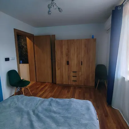 Pod Lampą Ulica Letnia 25